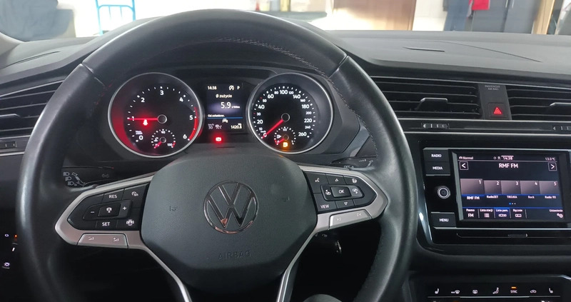 Volkswagen Tiguan cena 159900 przebieg: 39000, rok produkcji 2022 z Libiąż małe 154